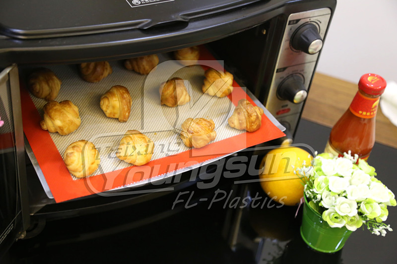 20016 Hot Selling Durable Silicone Baking Mat