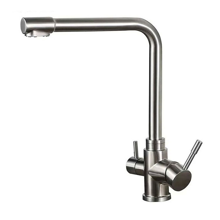 How to Effectively Clean Kitchen Faucets