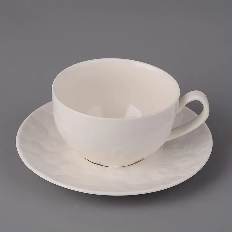 Custom and Luxury Ceramic Coffee Cups and Saucers