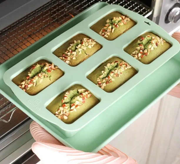 High-Quality Manufacturer Supply Cheesecake Pound Cake Bread Can Be Steamed or Baked Non-Stick Household Baking Tools Silicone Mold 6 with Rectangular Cake Mold