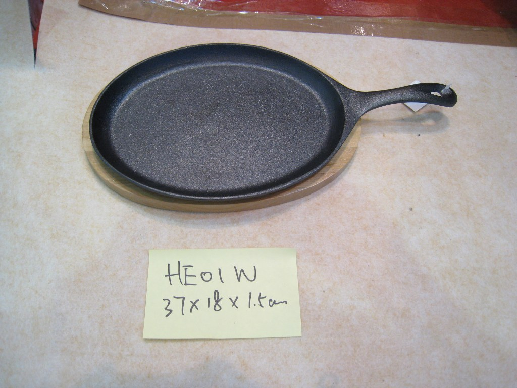 Oval Cast Iron Skillet Fajita/Sizzler Pan with Handle