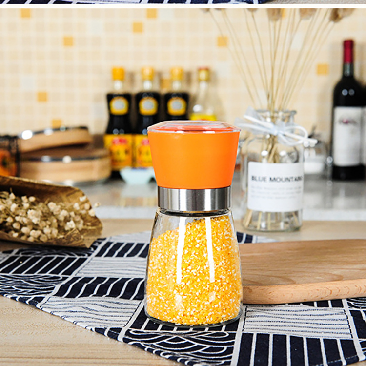 Portable Handy Pepper Mill Salt and Pepper Dispenser